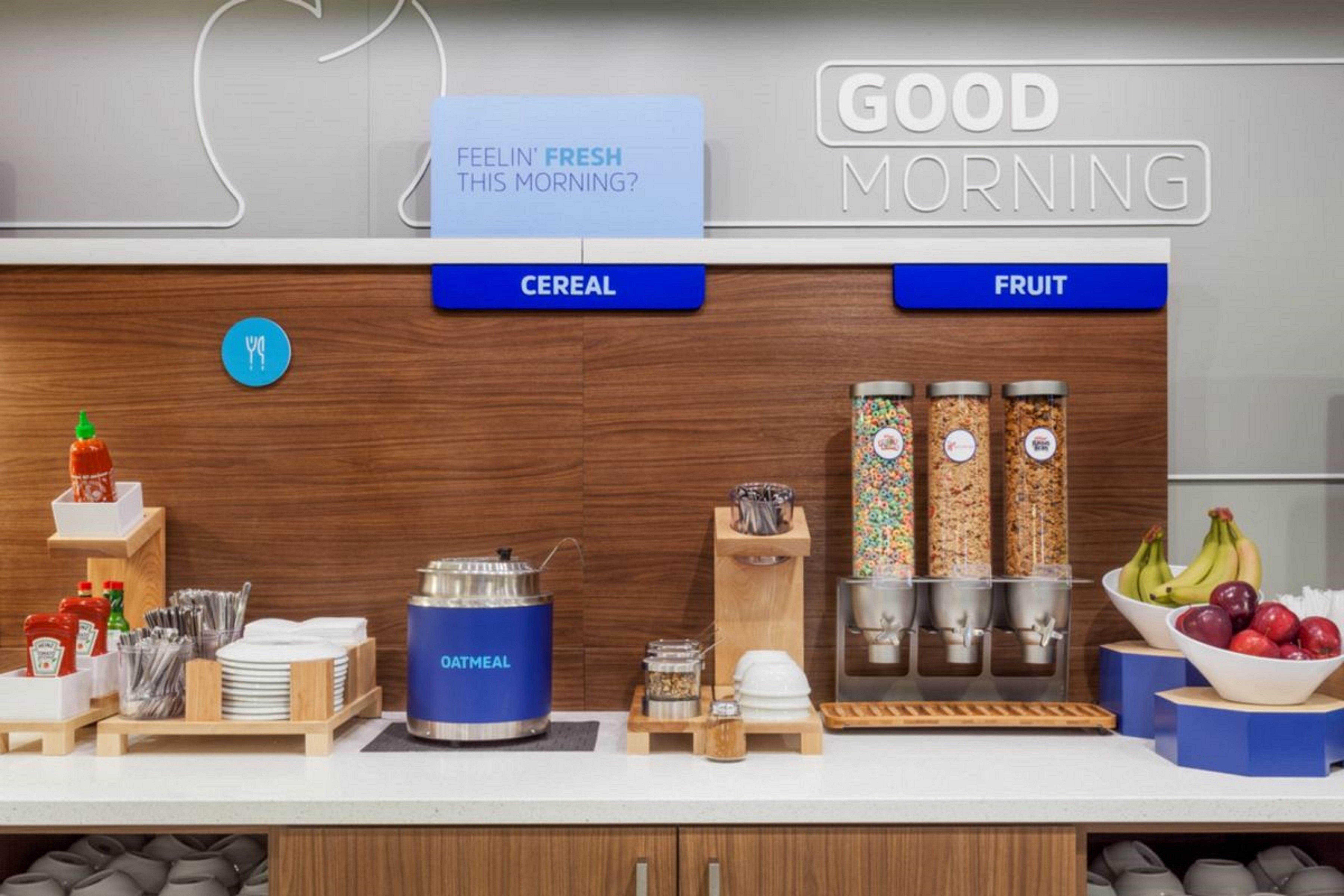 Holiday Inn Express & Suites - Cincinnati Ne - Red Bank Road By Ihg Buitenkant foto